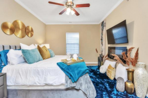 Zjhalik’s Luxury French Quarters